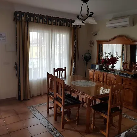 Lola Daire Nerja